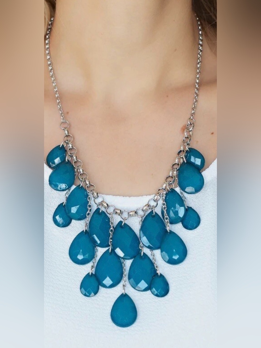Flamboyance Necklace & Earrings Set